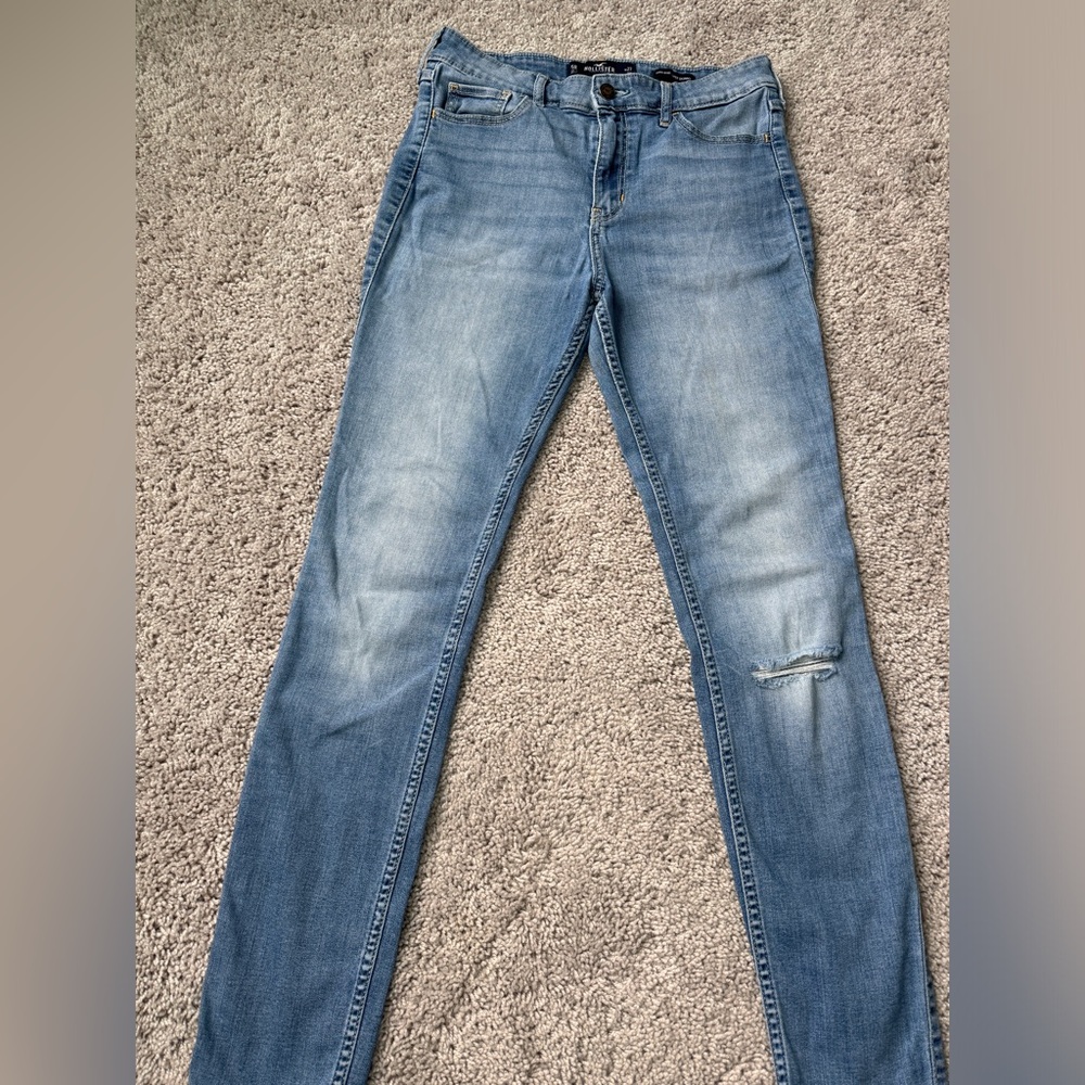 Hollister jeans